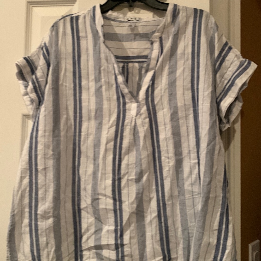 Short sleeve light cotton top